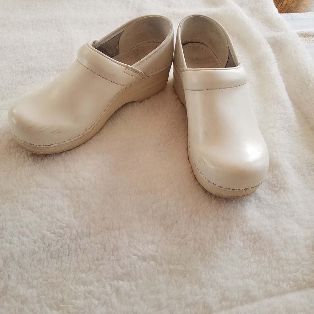 white Dansko clogs